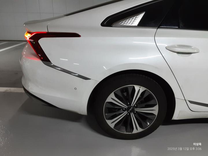 차량 이미지 19