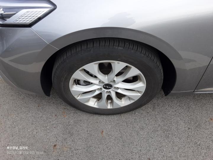 차량 이미지 9
