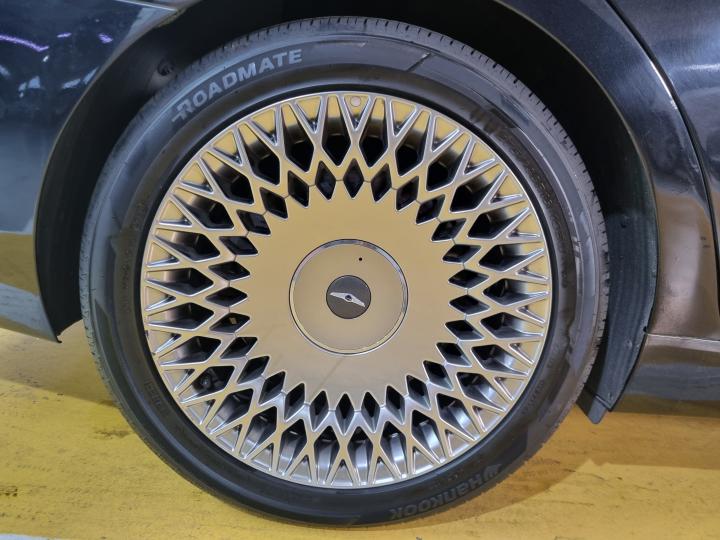 차량 이미지 9