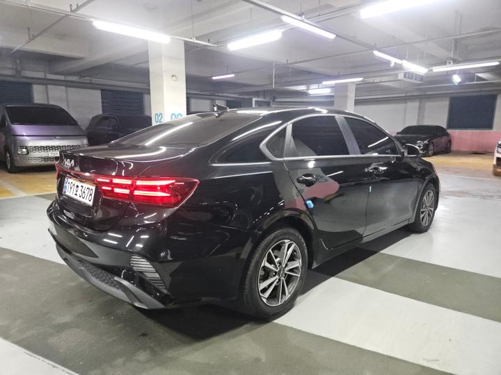 차량 이미지 2