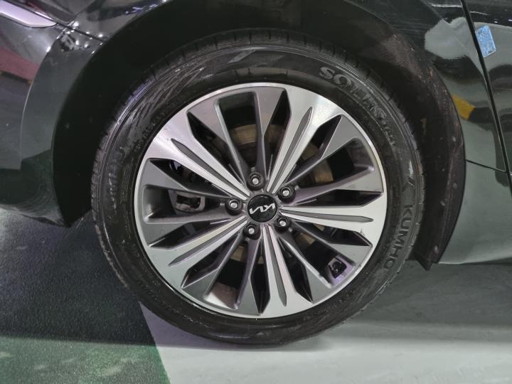 차량 이미지 9