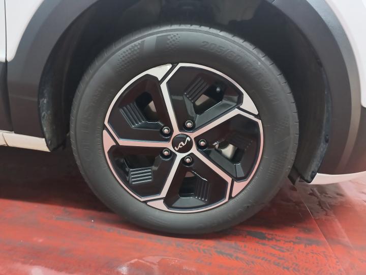 차량 이미지 9