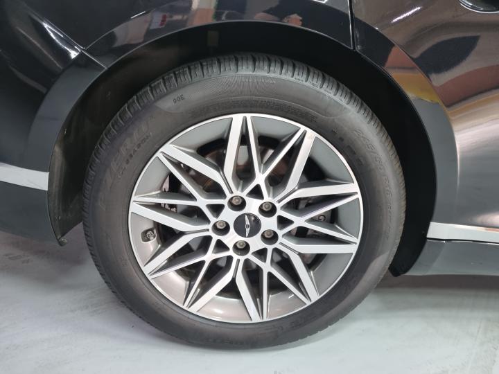차량 이미지 9