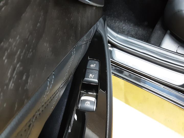 차량 이미지 24