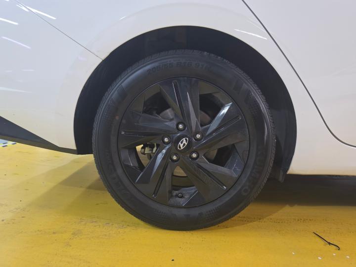 차량 이미지 8
