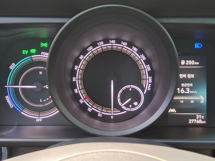 차량 이미지 15