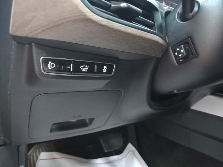 차량 이미지 24