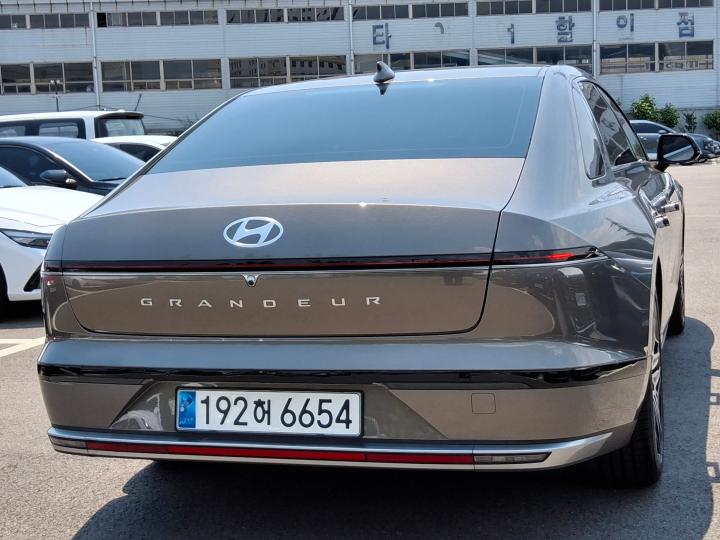 차량 이미지 4