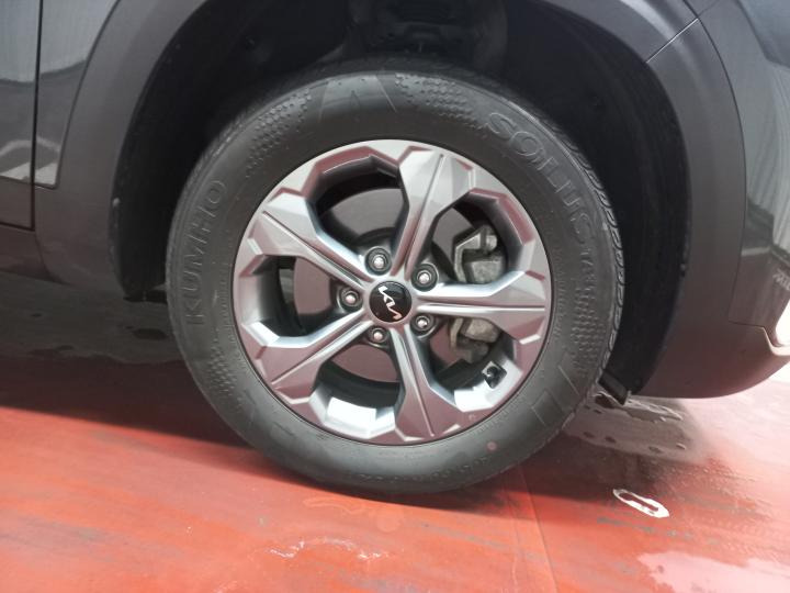 차량 이미지 9