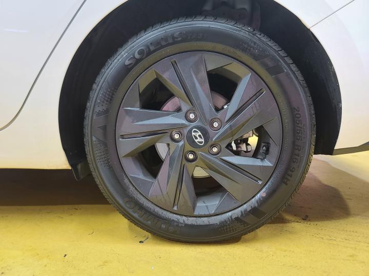 차량 이미지 9