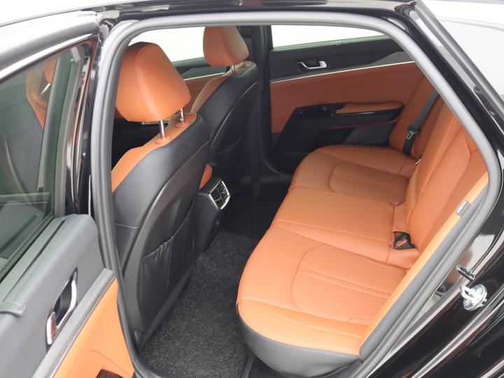 차량 이미지 7