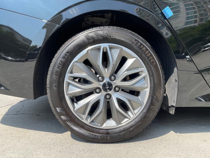 차량 이미지 9