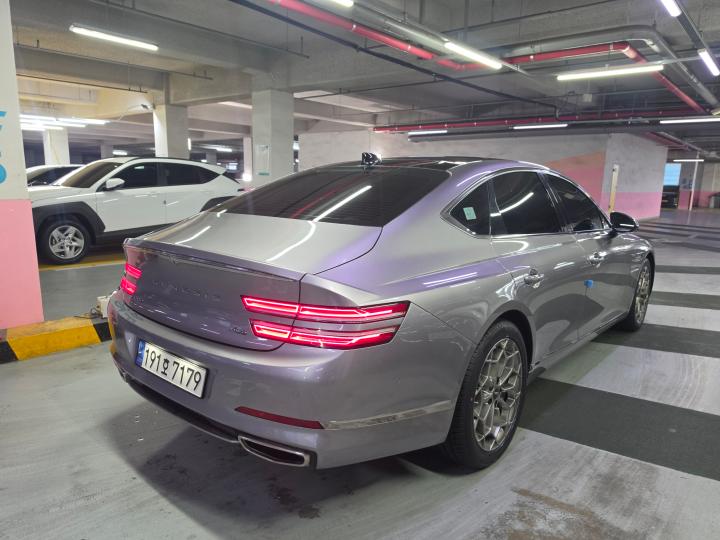 차량 이미지 2