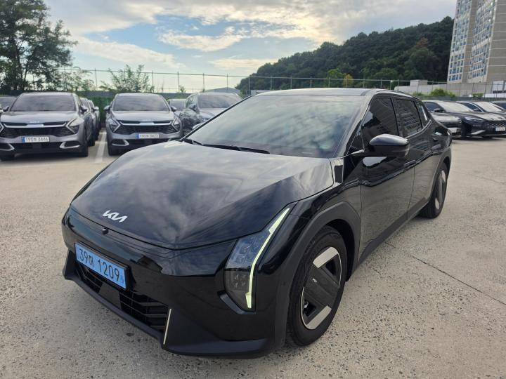 EV4